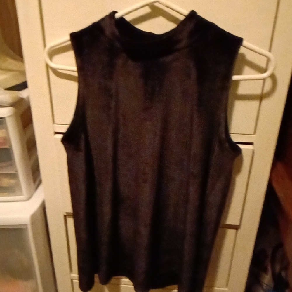 Sleeveless Black Top